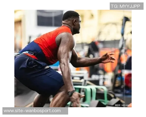 文班亚马参加投篮训练左小腿拉伤未佩戴护具靴引发关注